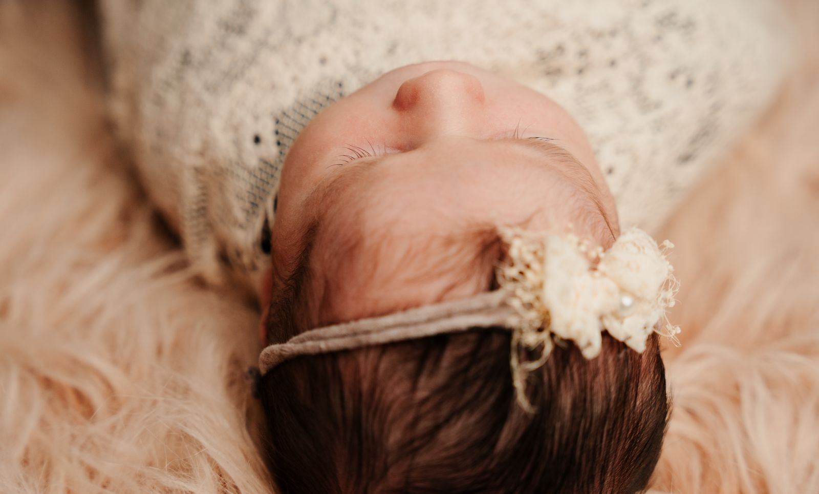 Baby & Newborn by Hazel Moments