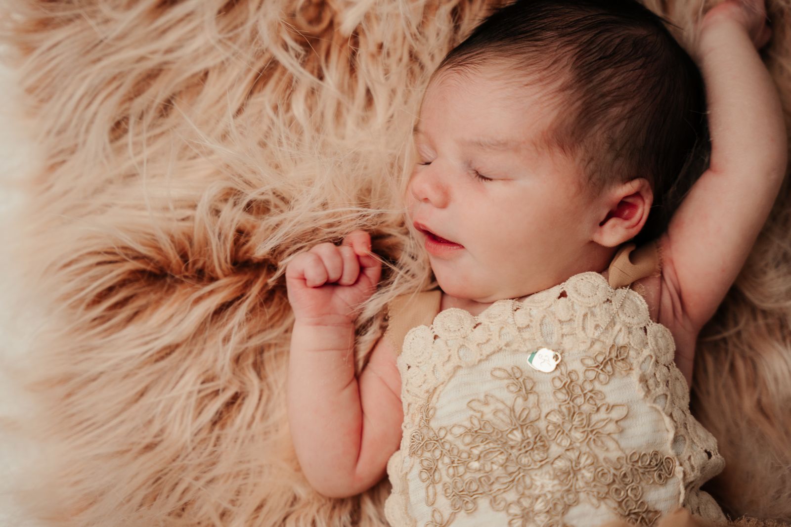 Baby & Newborn by Hazel Moments